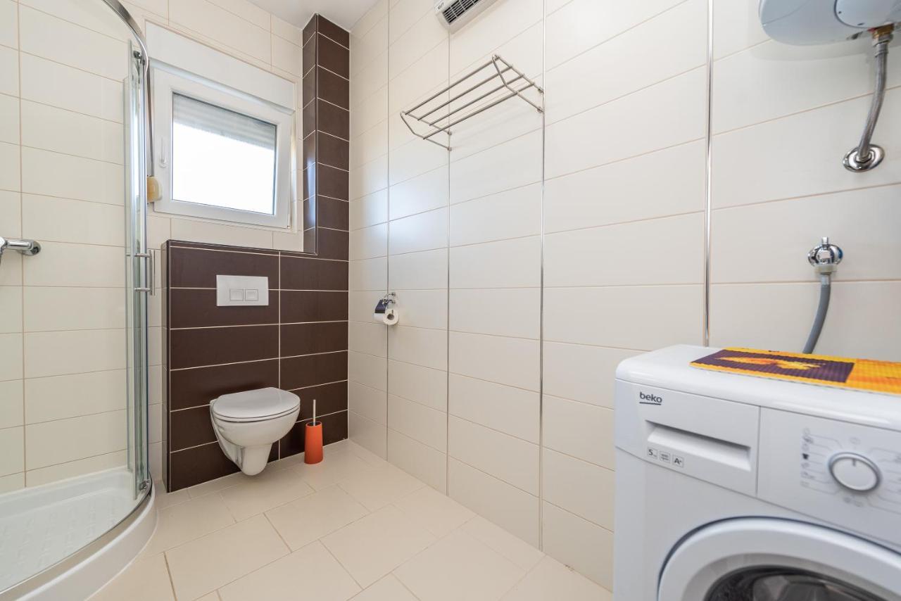 Antonio Apartments Sukošan エクステリア 写真
