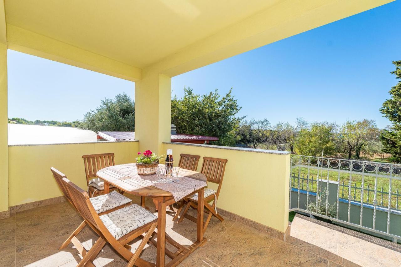 Antonio Apartments Sukošan エクステリア 写真