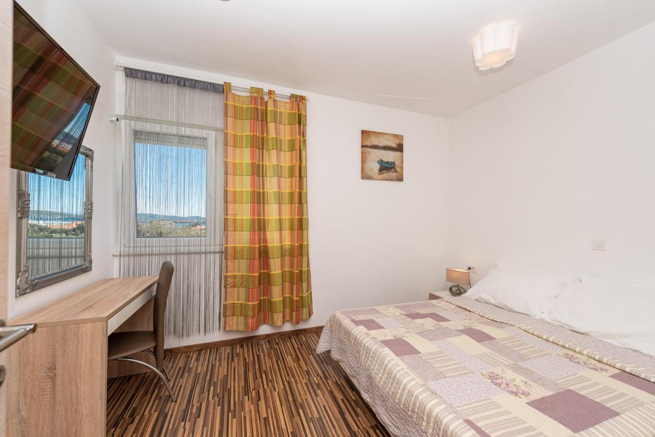 Antonio Apartments Sukošan エクステリア 写真