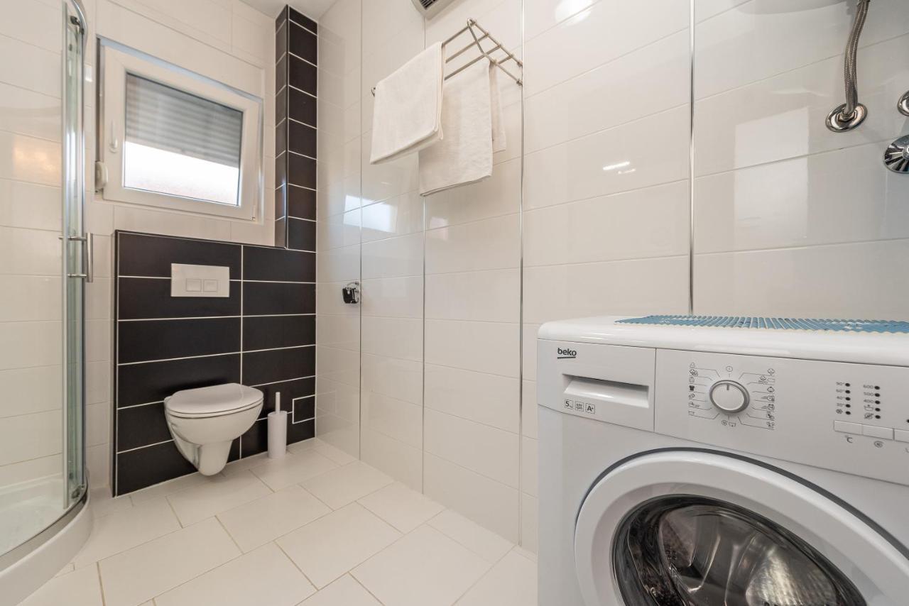 Antonio Apartments Sukošan エクステリア 写真