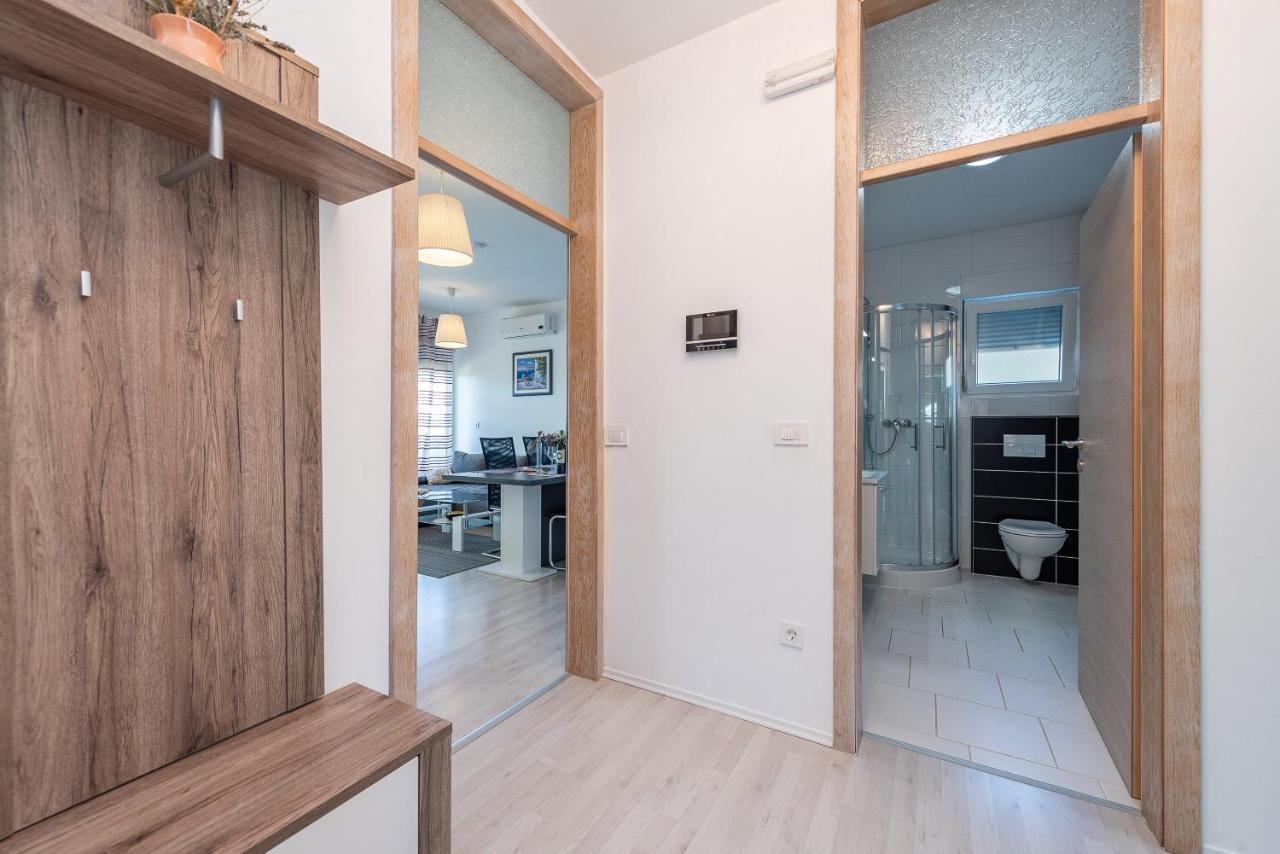 Antonio Apartments Sukošan エクステリア 写真