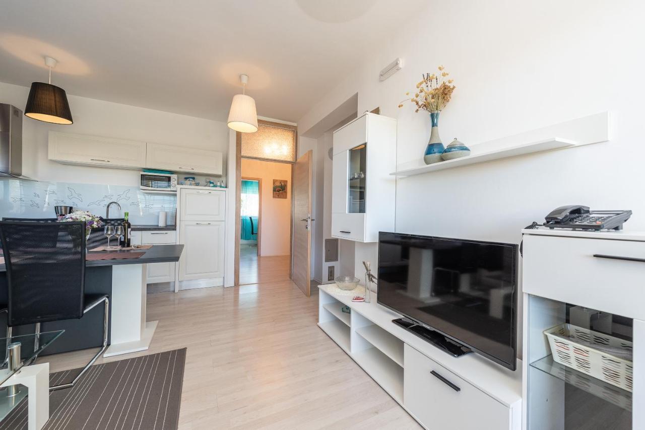 Antonio Apartments Sukošan エクステリア 写真