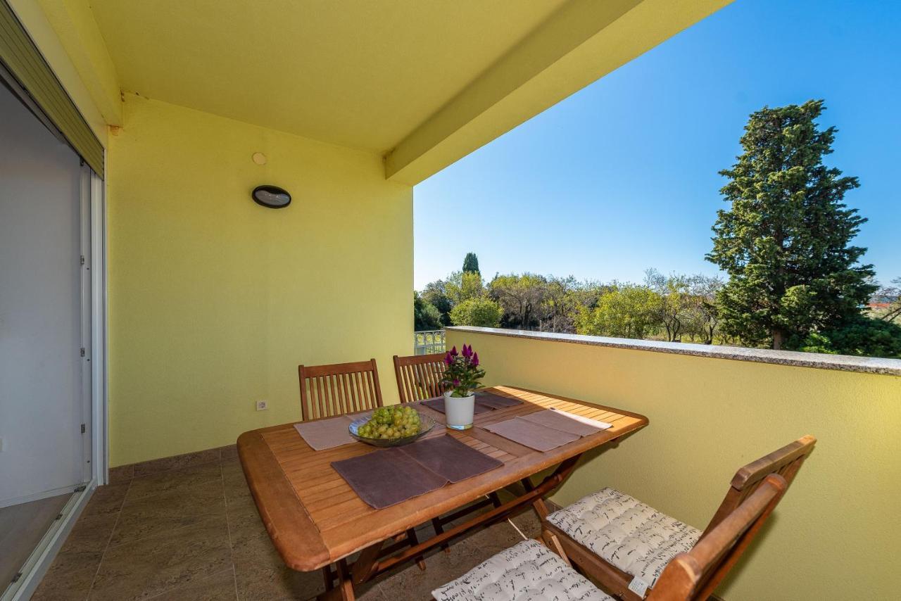 Antonio Apartments Sukošan エクステリア 写真